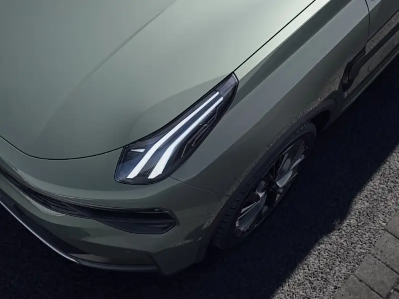 Sistem de propulsie Lynk & Co 01